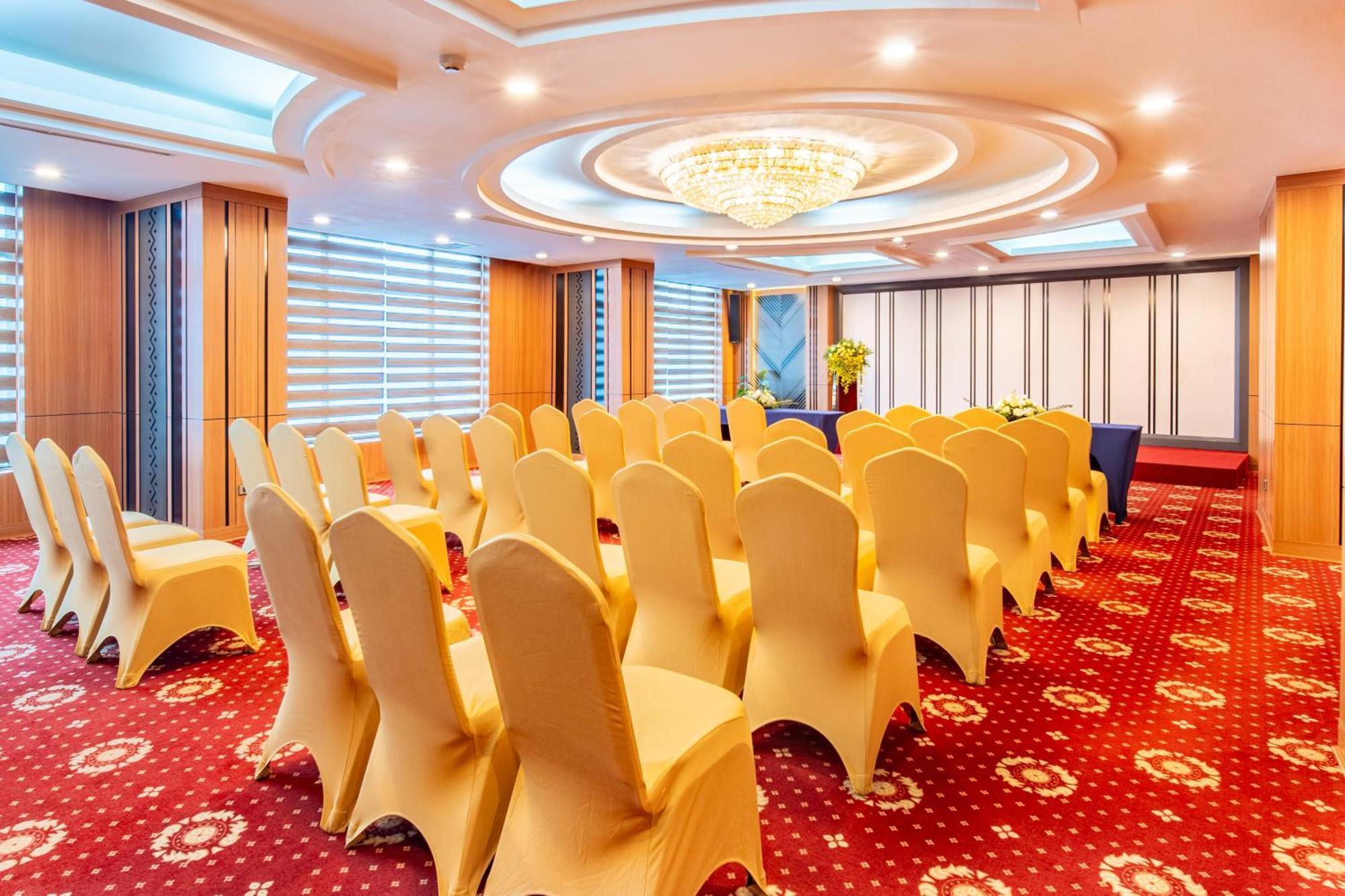 Muong Thanh Grand Hanoi Hotel Екстериор снимка